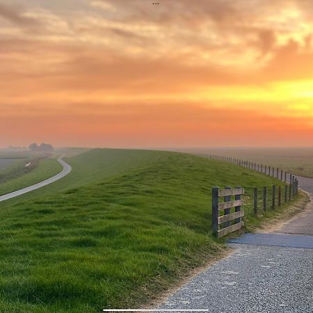 Camping Zee Van Tijd Holwerd Esterno foto