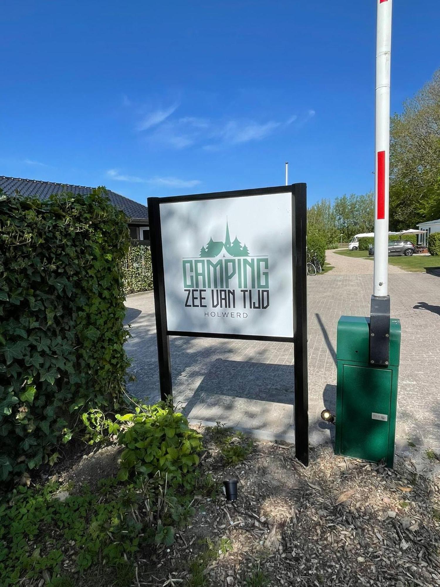 Camping Zee Van Tijd Holwerd Esterno foto